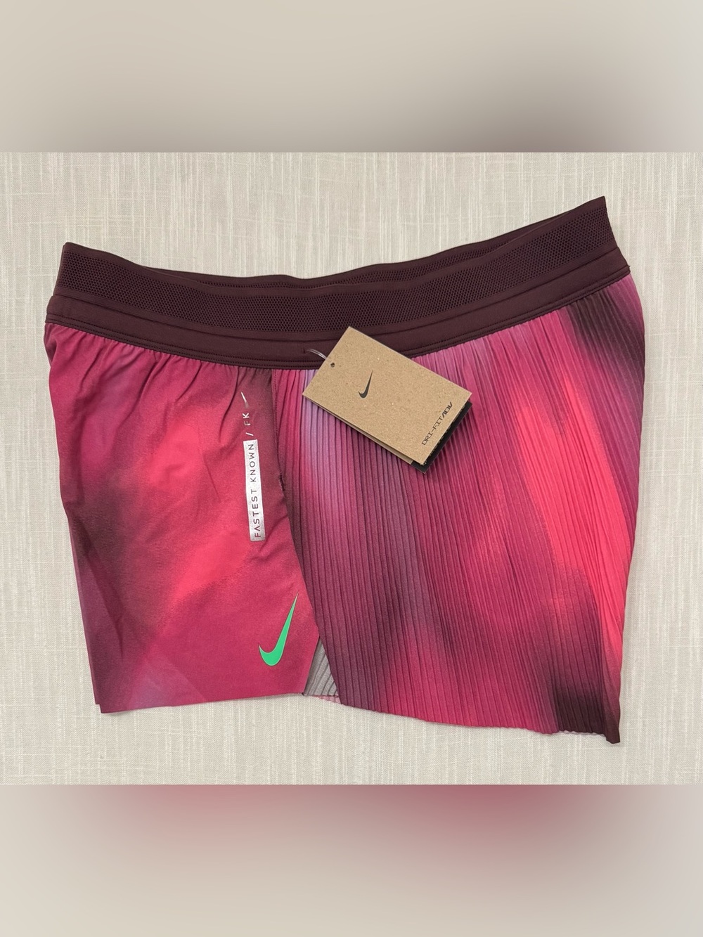 Nike Women Medium Dri-Fit ADV AeroSwift Faith Kipyegon Running Shorts IF1629-532 - Picture 4 of 14